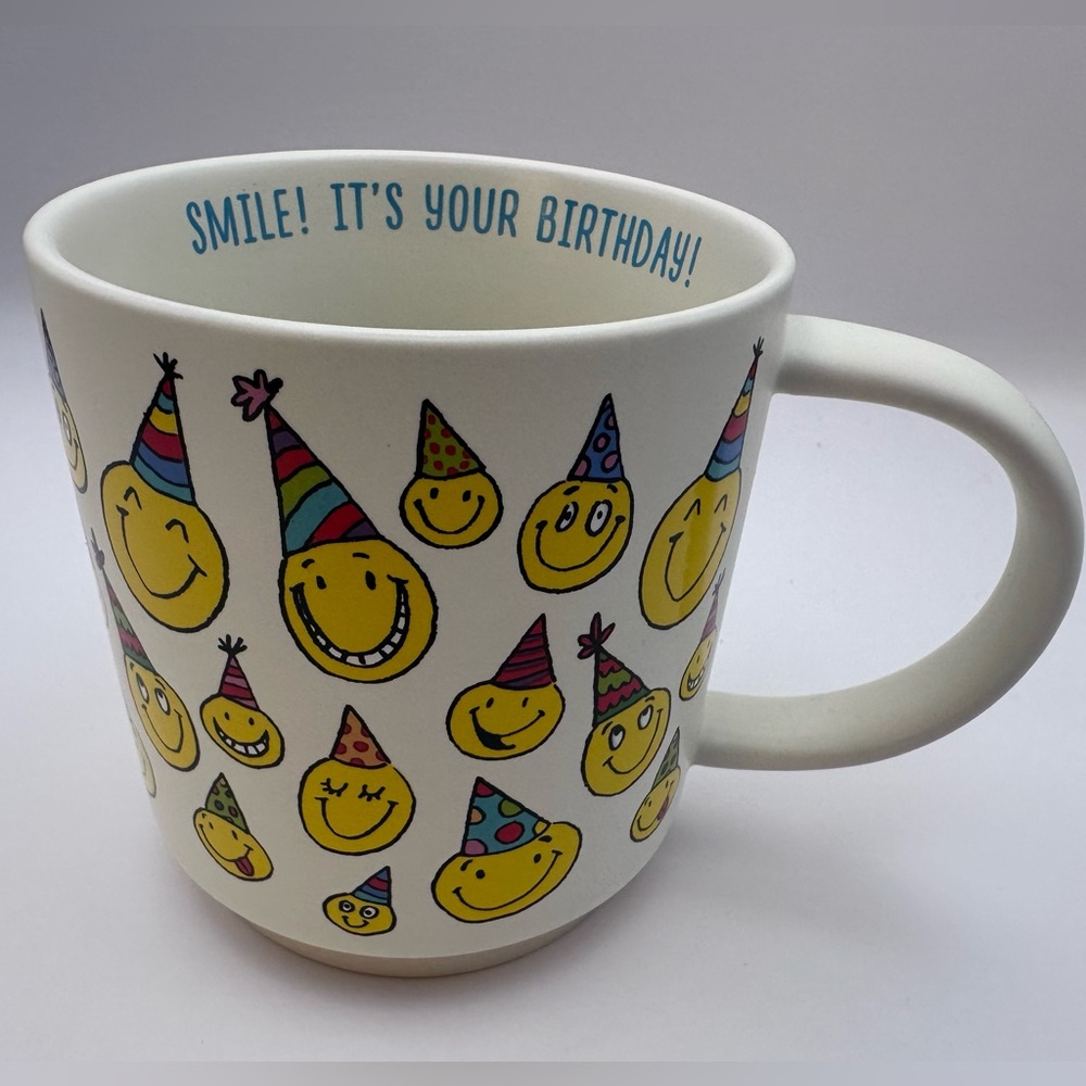 Hallmark Shoebox Smiley Face Birthday Mug | Party Hat Coffee Cup